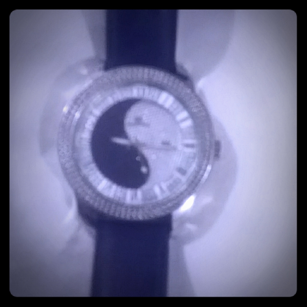 1/4 carat diamond watch